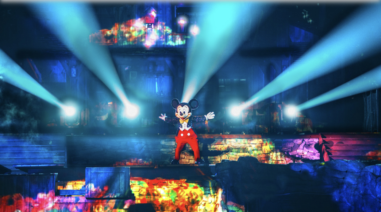Disneyland’s Fantasmic! Set To Dazzle Once More In 2024