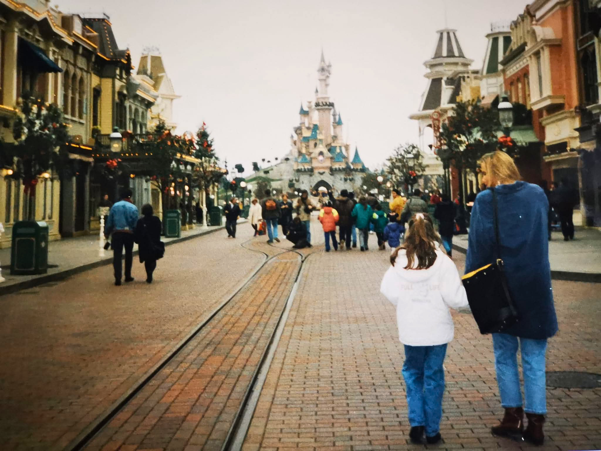 The First Child To Have A Wish Granted At Disneyland Paris Returns 34 Years Later