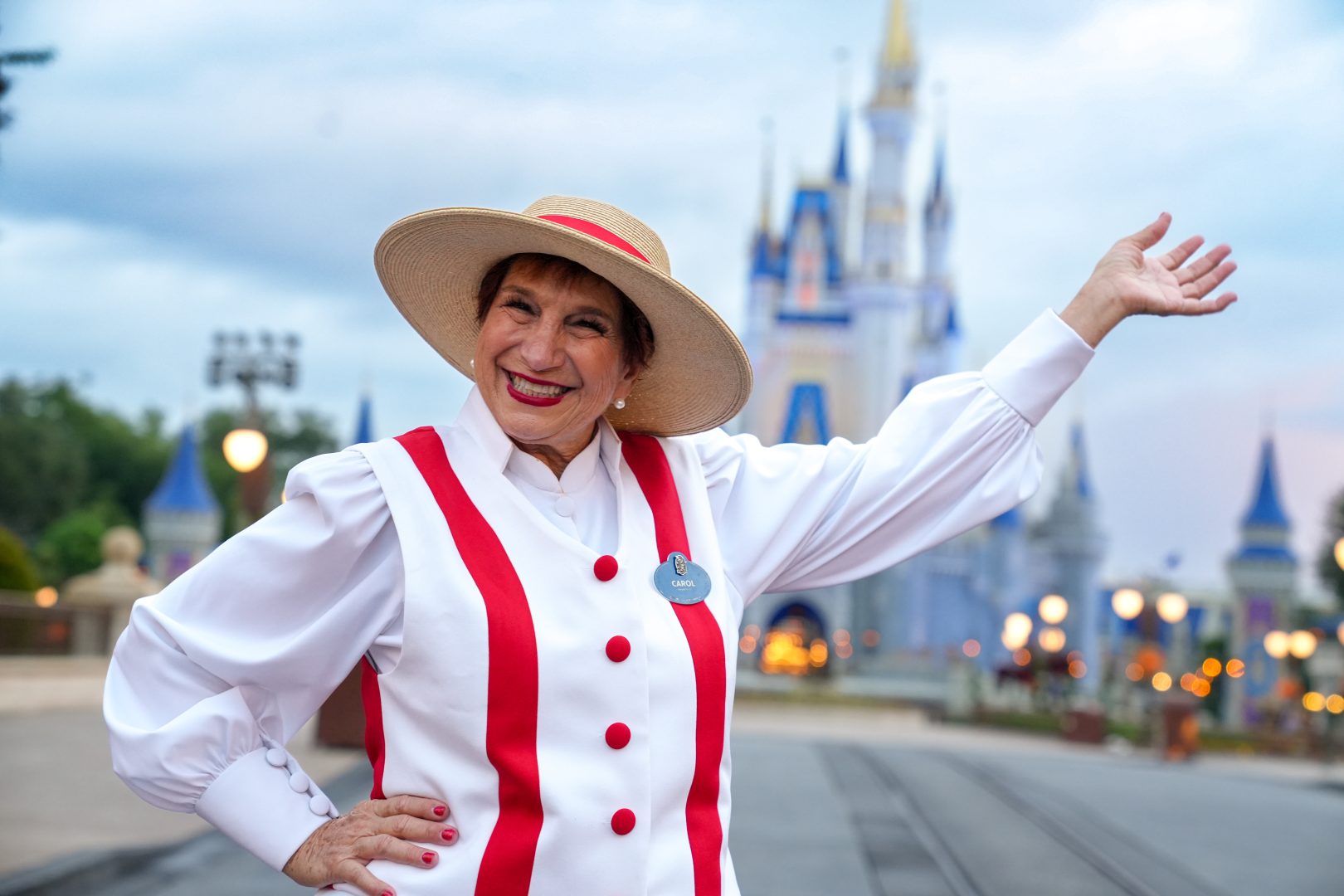 Casey's Corner pianist Carol at Magic Kingdom