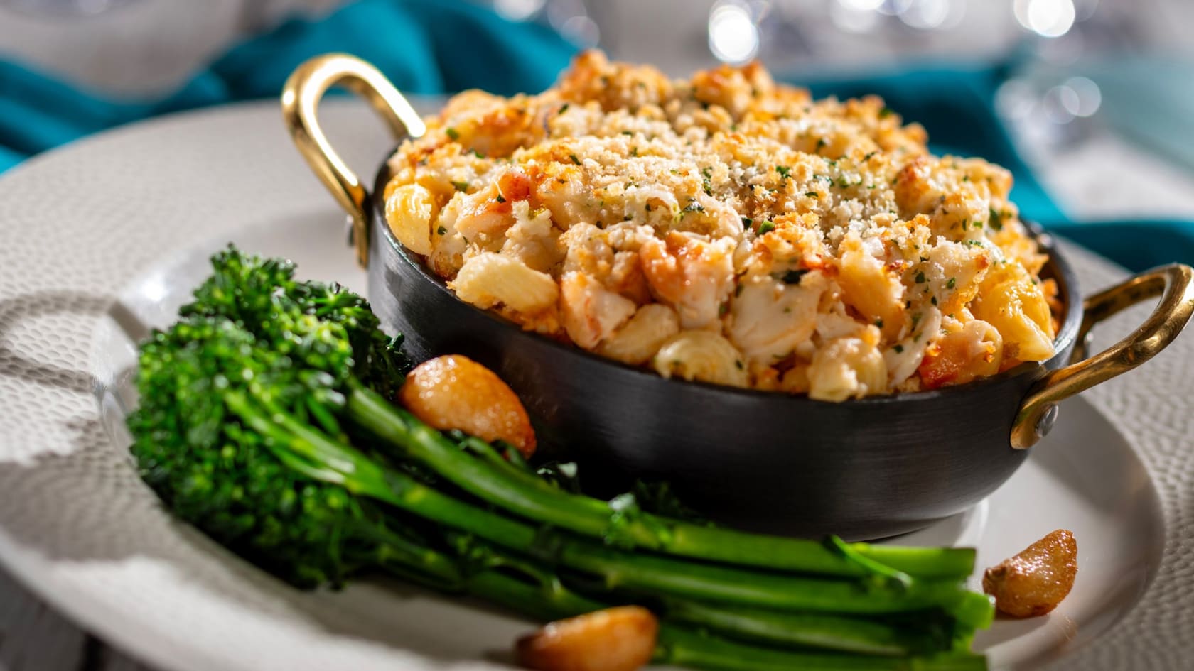Coral Reef Restaurant Reopens November 4 At EPCOT And Reservations Are Already Open, But Lunch Is Not Coming Back
