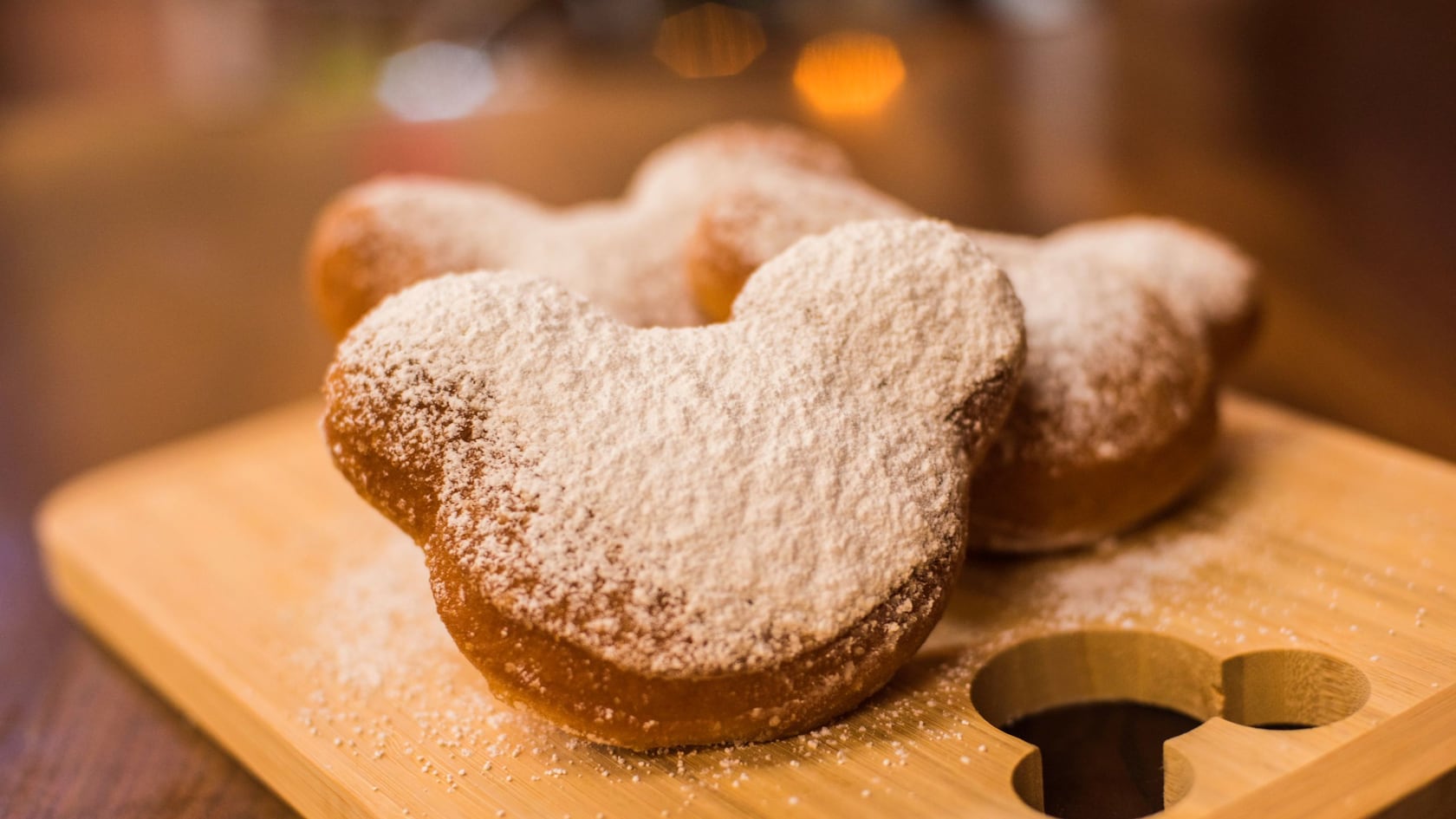 Scat Cat’s Club Closes October 6 And The Port Orleans Beignets Move To The Food Court Until December
