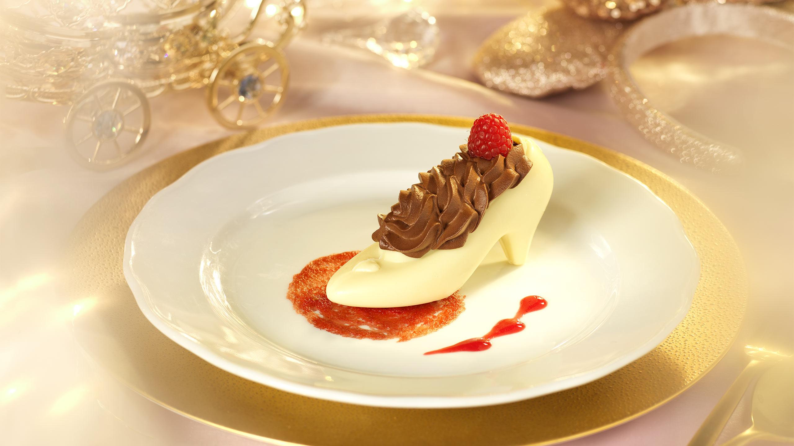 A plated dish at Auberge de Cendrillon, Disneyland Paris