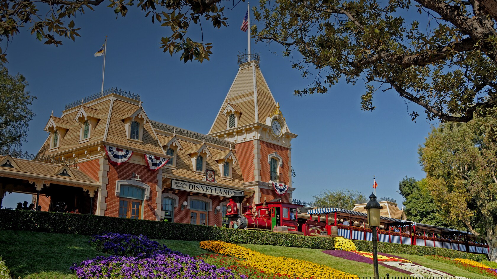Disneyland Railroad train at Main Street station at Disneyland Park