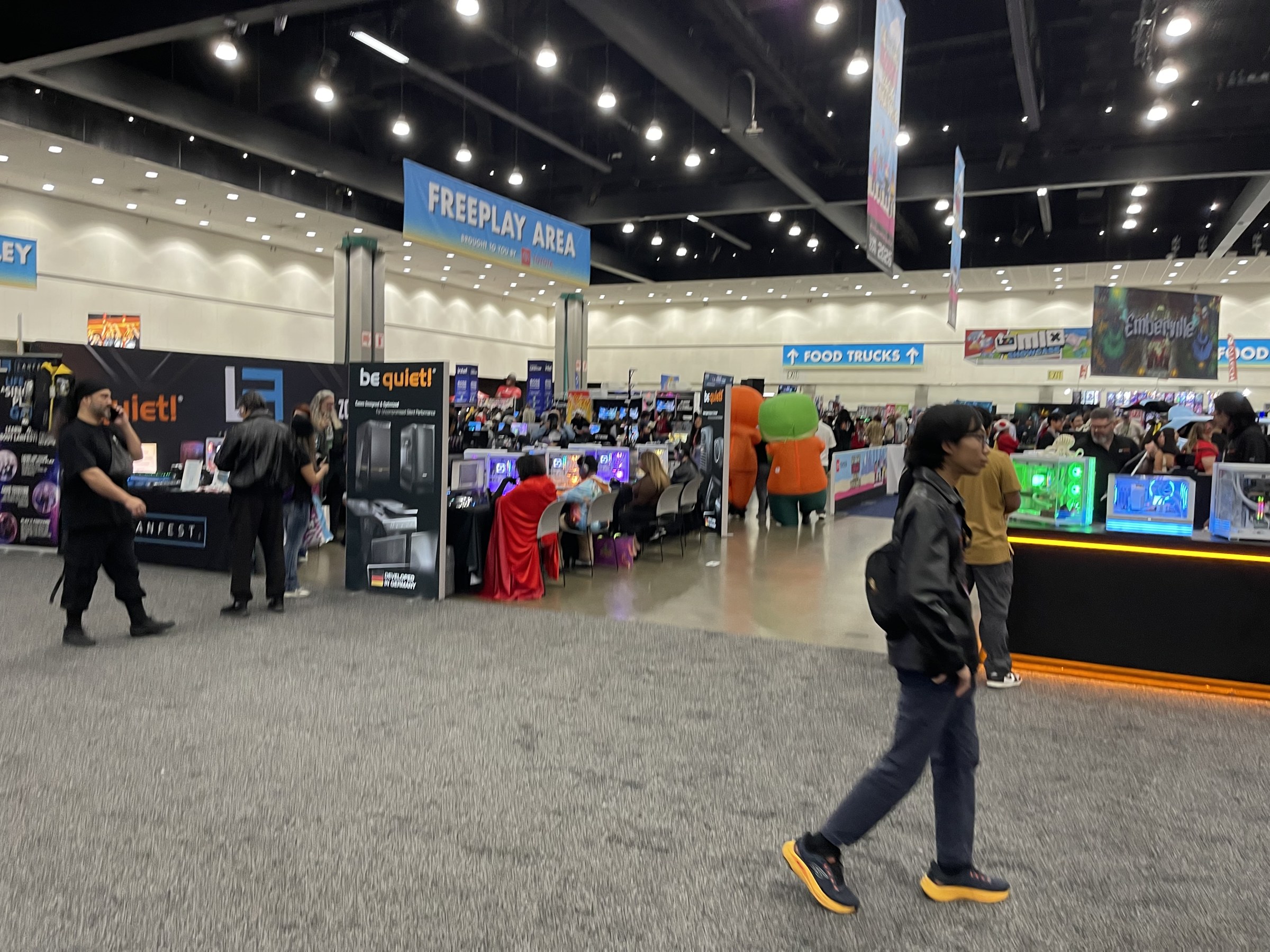 The Freeplay Area gaming section with lit-up gaming stations at L.A. Comic Con 2026