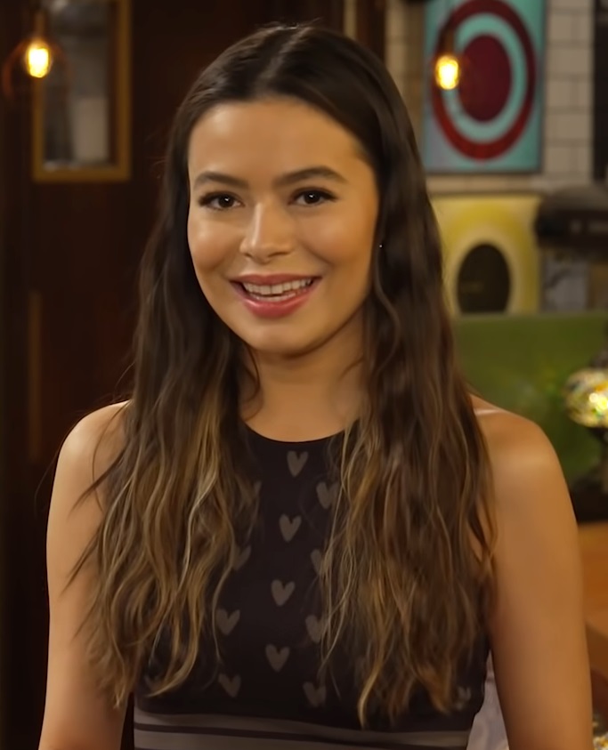 Miranda Cosgrove in 2022