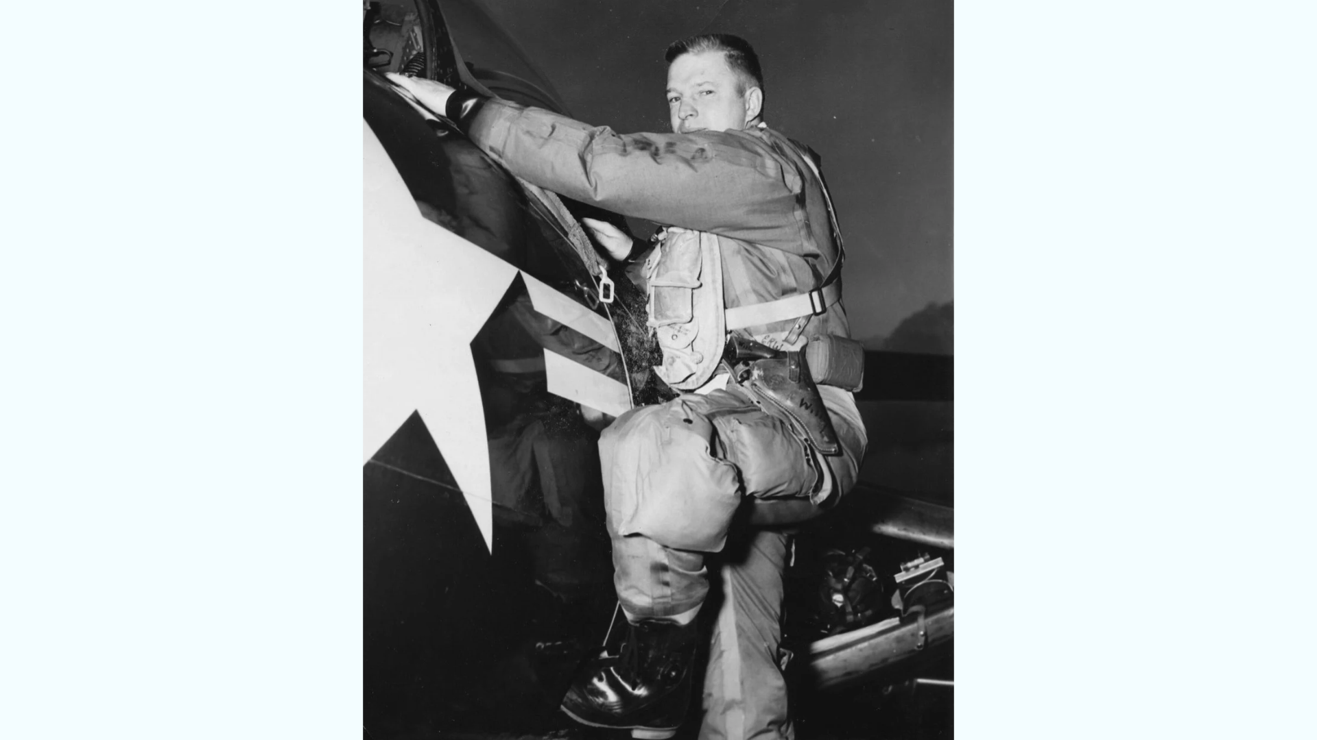 Disneyland Names 101-Year-Old Medal Of Honor Recipient Royce Williams An Honorary Citizen