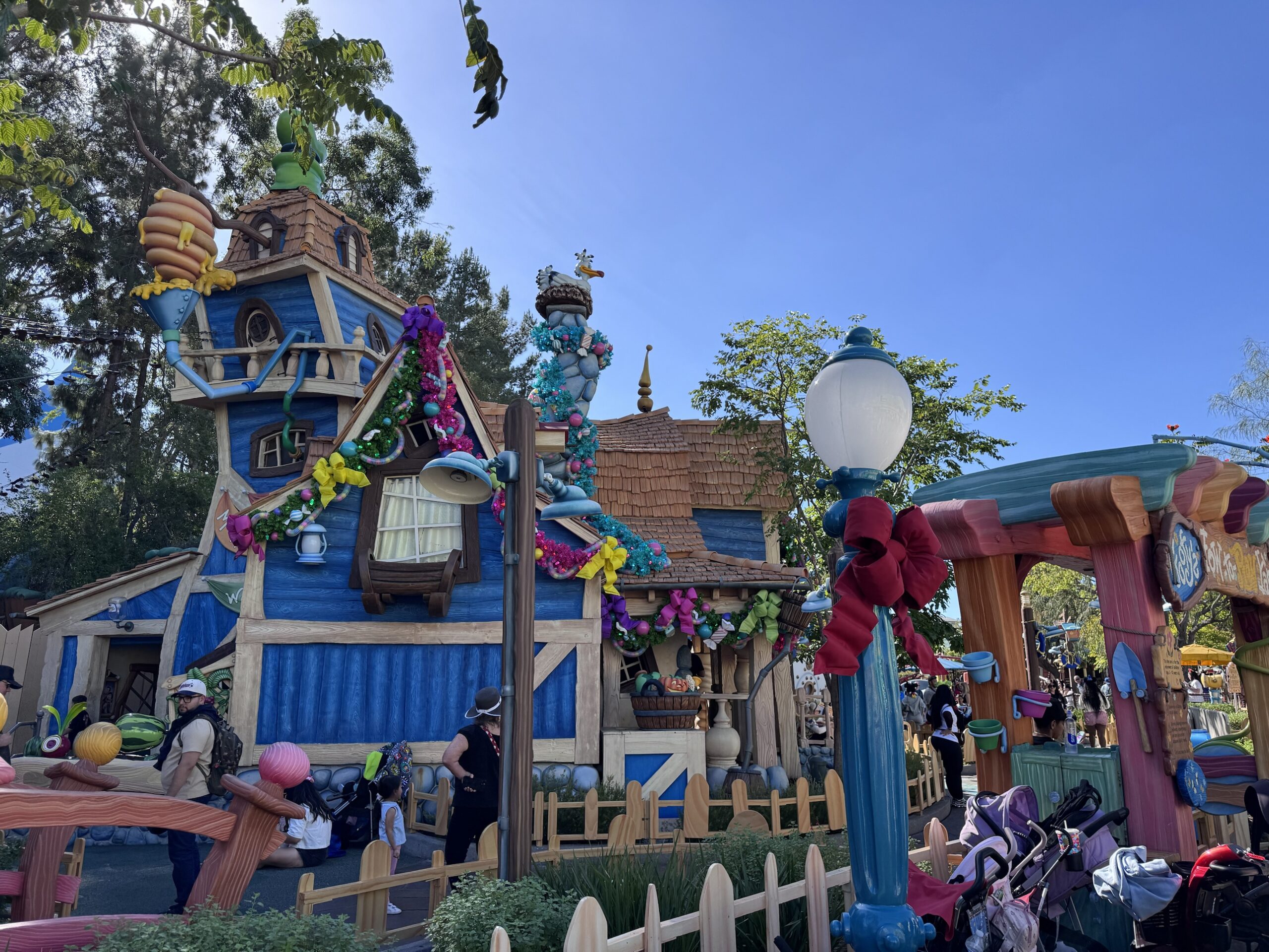 Colorful Christmas garland on Goofy's house in Mickey's Toontown at Disneyland